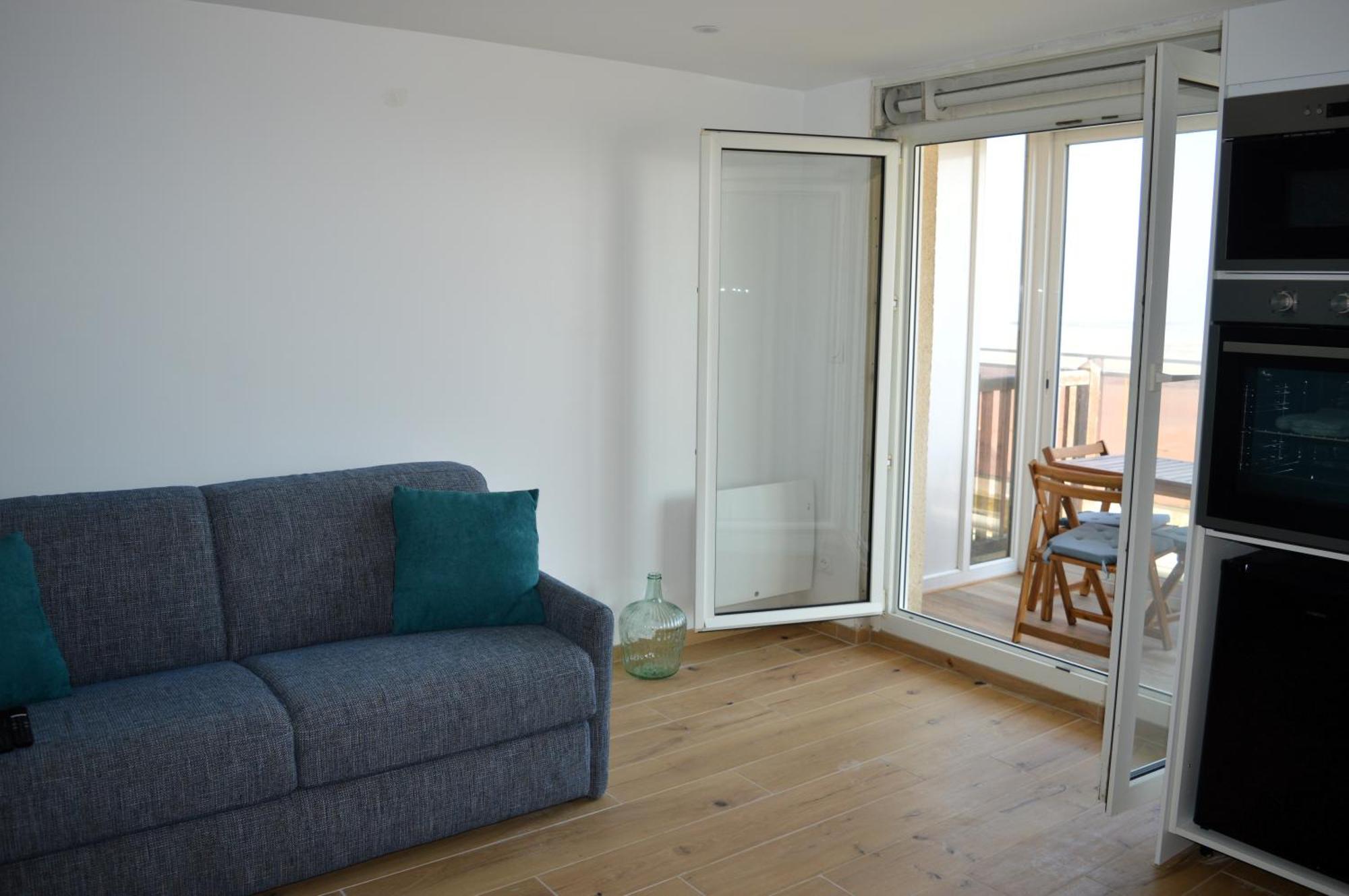 Mettons Les Voiles - Appt Vue Mer Avec Loggia Bernieres-sur-Mer ภายนอก รูปภาพ
