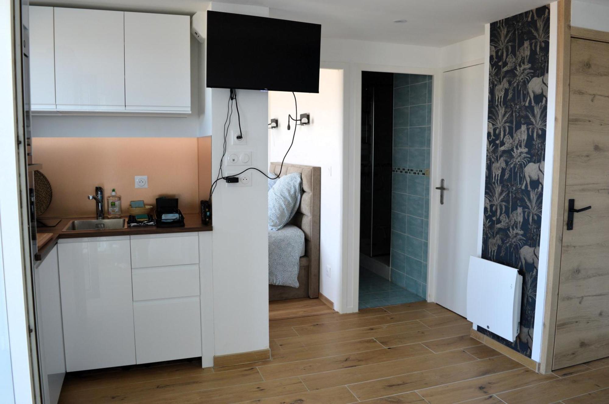 Mettons Les Voiles - Appt Vue Mer Avec Loggia Bernieres-sur-Mer ภายนอก รูปภาพ